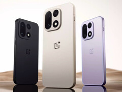 A OnePlus három színben és öt memóriaváltozatban kínálja legújabb zászlóshajóját. (Kép forrása: OnePlus)