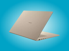 A Snapdragon X processzorral felszerelt Zenbook A16 lényegesen olcsóbb, mint a Snapdragon X2 processzorral felszerelt testvére.