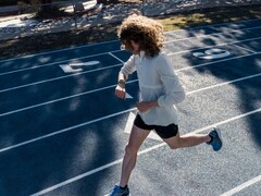 Amazfit pletykált Balance 2 Runner okosóra lehet utódja a régebbi Cheetah Pro (képen). (Kép forrása: Amazfit)