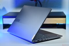 Ez a 14 hüvelykes Lenovo laptop jól mutatja, hogy milyen drágákká válnak a 32 GB RAM-mal rendelkező számítógépek
