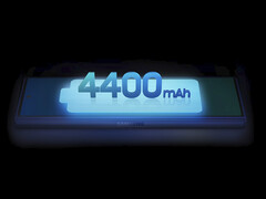 A Galaxy Z Fold7 az akkumulátor élettartamát tekintve megegyezik a Galaxy S25 Ultra készülékkel. (Kép forrása: Samsung)