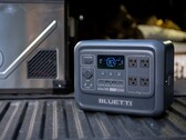 A Bluetti Elite 100 V2 hordozható erőmű 1,024 Wh LiFePO4 akkumulátorral büszkélkedhet (Kép forrása: Bluetti)