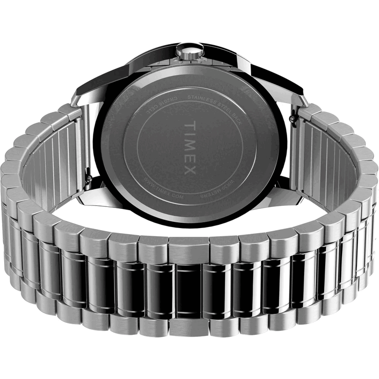 A Timex Main Street Round TWG027900JQ rozsdamentes acél szíjjal rendelkezik.