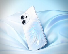 A képen látható Oppo Reno 14 Pro utódjának lesz egy "Max" csúcsmodellje is. (Kép forrása: Oppo)