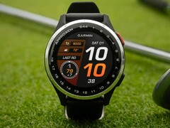 A Garmin Approach S44 okosóra új szoftvert kap