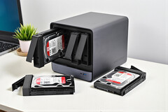 Minisforum N5 Pro AMD Ryzen AI 9 HX PRO 370-el (Kép forrása: Notebookcheck)