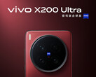 A Vivo X200 Ultra a látszat ellenére három hátlapi kamerát tartalmaz. (Kép forrása: Vivo)