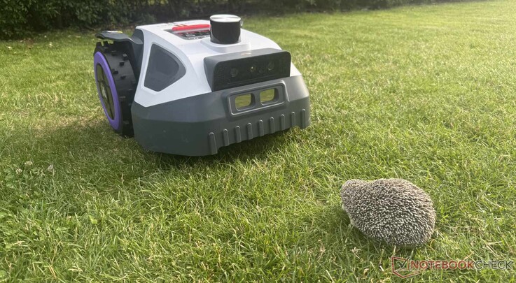 Sajnos az Anthbot M9 Pro akadályfelismerése a tesztelés során gyakran meghibásodott.