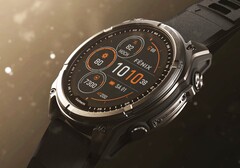 A Garmin Fenix 8 jelentősen hosszabb üzemidőt ér el az AMOLED kijelző helyett MiP kijelzővel.