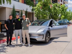 Ez a Tesla Model Y az első autonóm módon kiszállított jármű (Kép forrása: Tesla)