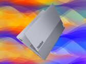 A Lenovo továbbra is csak szürke kivitelben árulja a ThinkBook 16 Gen 9-et.