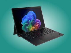 A Lenovo minden ThinkPad X13 Detachable Gen 1 készülékhez mellékeli a levehető billentyűzetet.