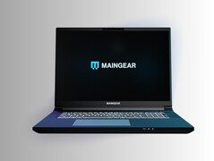 Maingear Ultima 18 játék laptop előlap (Kép forrása: Maingear PR)