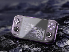 A Retroid Pocket Nova egy 4:3 képarányú, „ Android ” rendszerrel működő kézi konzol.