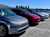 A Tesla egyszerre négy globális gyárban növeli a 2026-os Model Y Juniper gyártását (Kép forrása: OmeadAfshar/X)