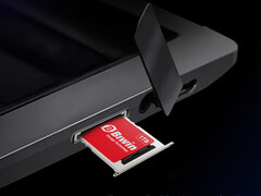 A Mini SSD Kínában 56 dollár körül kezdődik. A képen: promóciós kép a tárolómegoldásról. (Kép forrása: Biwin)
