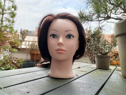 Fénykép az elülső kameráról