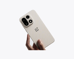 A OnePlus 15