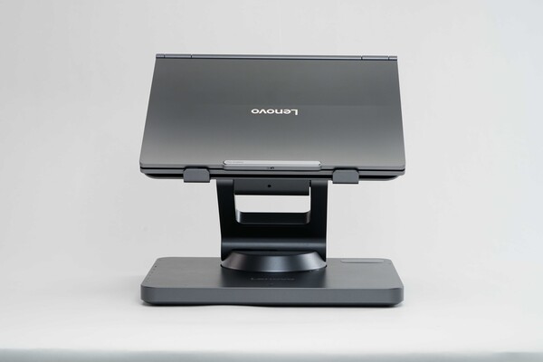 A Lenovo Smart Motion Concept egy Lenovo AI PC-vel működik. (Kép forrása: Lenovo)