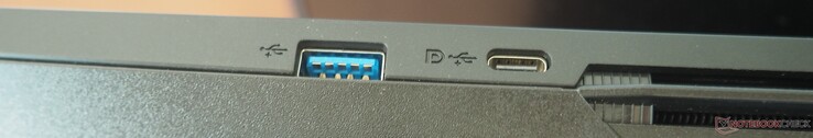 Rendben: USB-A 3.2 Gen 2, USB-C 3.2 Gen 2, beleértve a DisplayPort 1.4-t is
