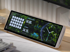 A két új Xeneon Edge modell kevesebb mint négy hónappal azután érkezik, hogy a Corsair kiadta az eredeti fekete változatot. (Kép forrása: Corsair)