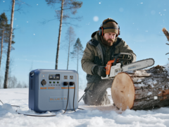 A Pioneer Na nátrium-ionos hordozható erőmű 900 Wh-s nátrium-ionos akkumulátorral büszkélkedhet, amely 1500 W-os teljesítményt biztosít (Kép forrása: Bluetti)