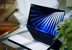 A Dell XPS 13 állítólag jobb teljesítményt nyújt, mint a MacBook Neo, de egyes régiókban jóval drágább.