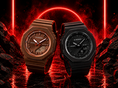 A Casio G-Shock GMA-P2110B-1A és a G-Shock GMA-P2110B-5A (jobbról balra)