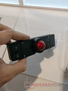 Keychron Trackball fekete. (Kép forrása: Notebookcheck/Stephen Pereyra)