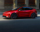 Az új Model Y Performance Ultra Red színben. (Kép forrása: Tesla)