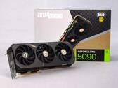 Zotac Gaming GeForce RTX 5090 Solid felülvizsgálat: Zotac zászlóshajó GPU-ja az Nvidia Founders Edition ellenében