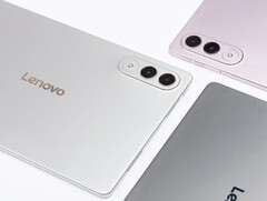 A Xiaoxin AI Tablet Pro GT viszonylag vékony kialakítású, amit két hátlapi kamera ellensúlyoz. (Kép forrása: Lenovo)