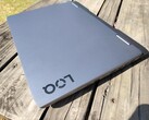 A Lenovo LOQ 16IRH8. (Kép forrása: Darryl Linington - Notebookcheck)