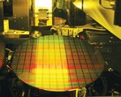 A TSMC 2. japán gyárának mennyiségi termelése most 2029 első félévére van kitűzve. Képeken: TSMC szilícium ostya (Kép forrása: TSMC)