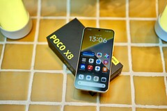 A Xiaomi Poco X8 masszív és modern megjelenésű, de számos gyengesége is van.