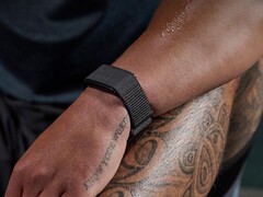 Az Amazfit Helio Strap (a képen) 3.1.8.2 verzióra frissül. (Kép forrása: Amazfit)