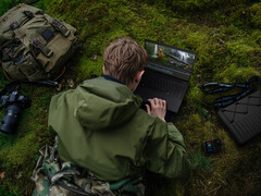 Az új Asus ProArt PX13 néhány dizájnbeli finomítást tartalmaz a tavalyi modellhez képest. (Kép forrása: Asus)