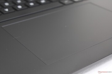 Nagyméretű kattintópad sekély mozgással