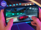 2026-tól az ARM GPU-k NPU-osztályú gyorsítókkal lesznek ellátva az NSS működtetéséhez. A képen: egy mobiljátékot futtató telefon. (Kép forrása: ARM)