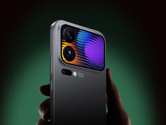A Xiaomi 17 Pro Max egy f/2.6 rekeszértékű teleobjektívvel készül. A képen: a 17 Pro sorozat hátlapja. (Kép forrása: Xiaomi - szerk.)