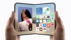 Két kéz egy-egy iPhone Duót tart, az egyik összehajtva, a másik szétnyitva