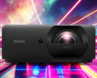 A BenQ bejelentette az LK830ST lézeres szimulációs projektort (képünkön). (Kép forrása: BenQ, szerk.)