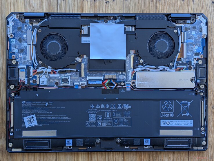 HP OmniBook Ultra Flip 14 alaplap összehasonlítás céljából