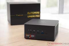 Minisforum EliteMini UM890 Pro AMD Ryzen 9 8945HS-szel. (Kép forrása: Notebookcheck)