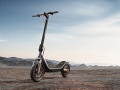 A Xiaomi Electric Scooter 6 Pro (a képen) világszerte elindul. (Kép forrása: Xiaomi)