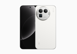 Realme GT8 Pro fehér színben