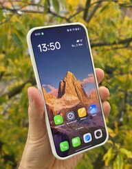 Oppo Find X9 Pro felülvizsgálat. (Kép forrása: Marcus Herbrich)