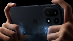 A OnePlus 15. (Kép forrása: OnePlus)