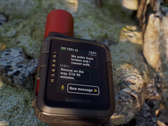 Az inReach Mini 3 sorozat súlya egységenként kevesebb mint 125 g. (Kép forrása: Garmin - szerkesztve)
