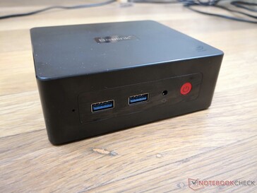 Front: 2x USB-A 3.0, 3.5 mm audio jack, Power button